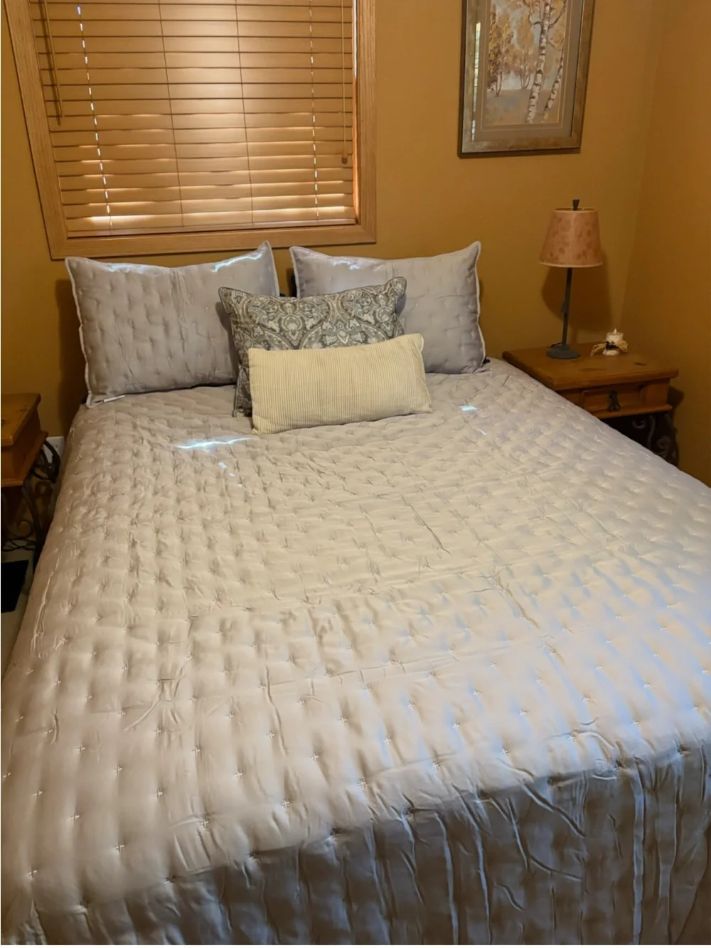 Quince Queen  Gray Quilted Bedspread Set - Neutral Home Bedding